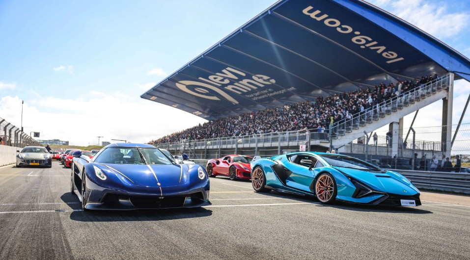 Bereik en publiek op een 402 Automotive event